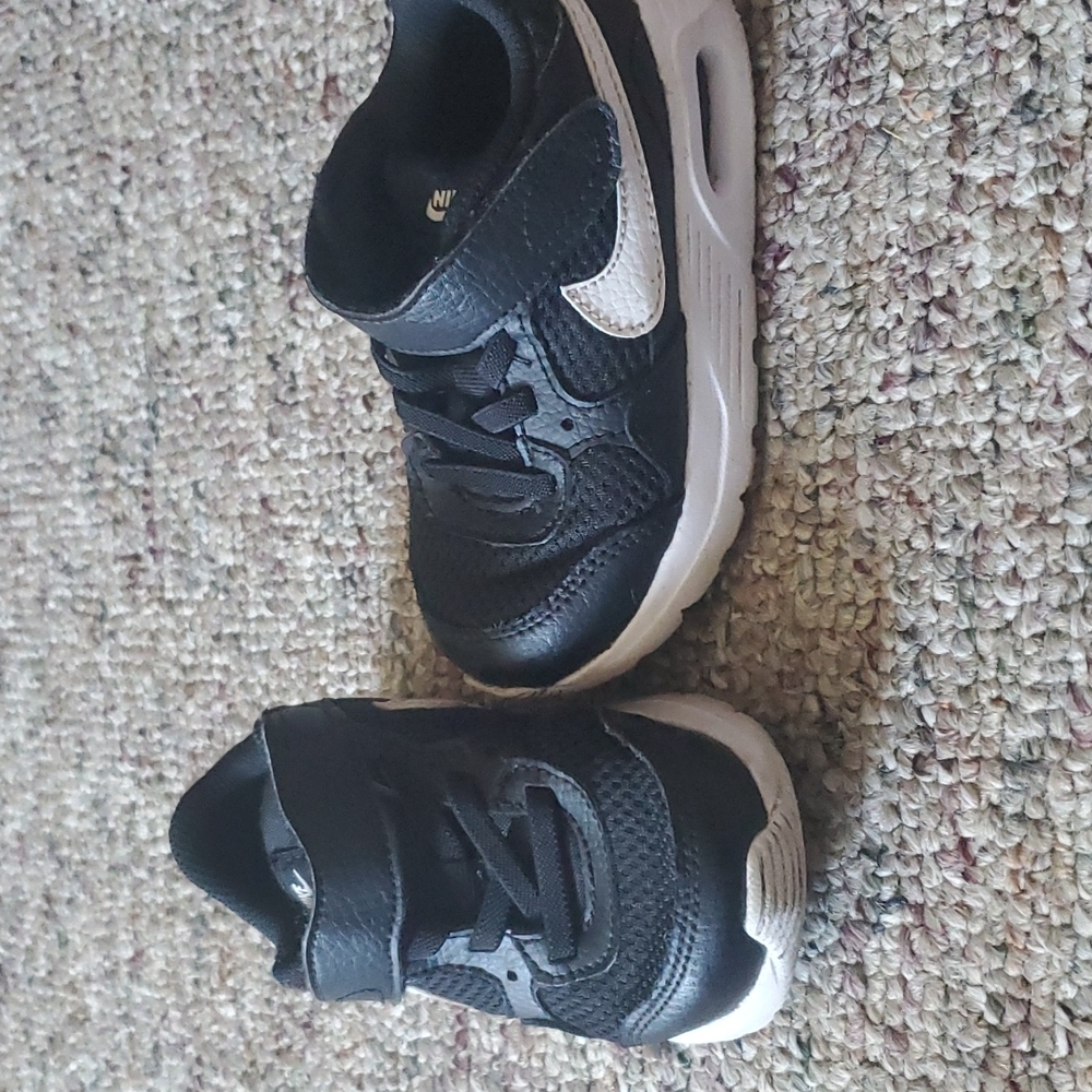 Youth Nike Airs